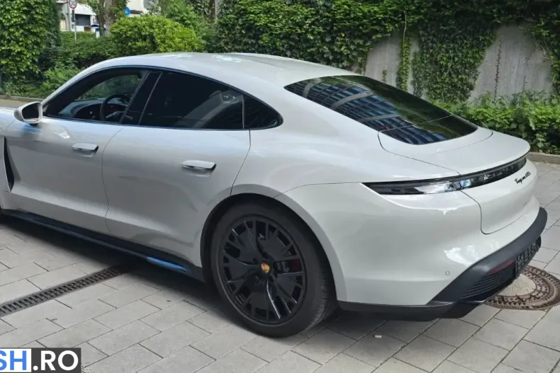 Porsche Taycan din 2023 cu 19.700 km - oferta POR214898 - foto 5
