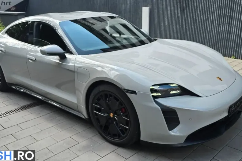 Porsche Taycan din 2023 cu 19.700 km - oferta POR214898 - foto 9