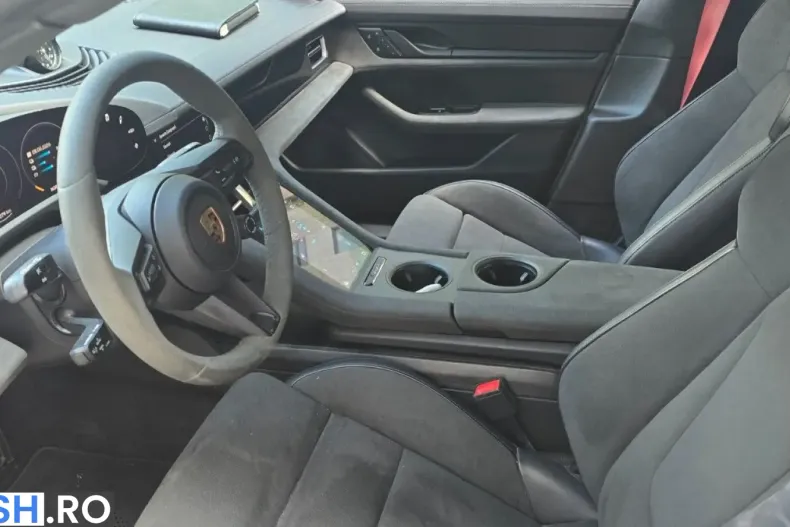 Porsche Taycan din 2023 cu 19.700 km - oferta POR214898 - foto 12