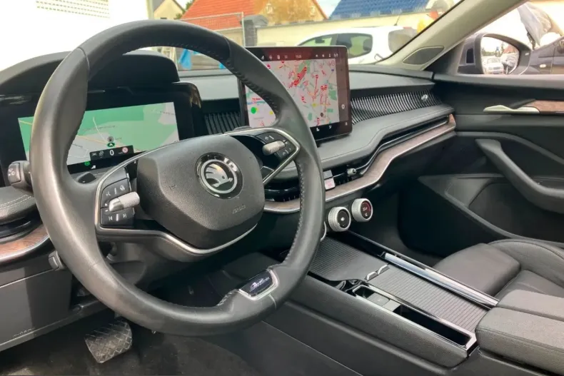 Skoda Superb din 2024 cu 49.100 km - oferta SKO214901 - foto 8
