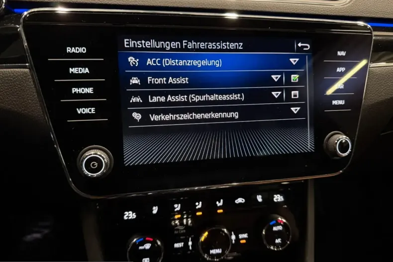 Skoda Superb din 2022 cu 65.000 km - oferta SKO214902 - foto 18