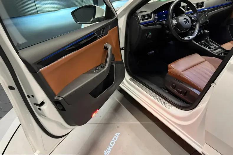 Skoda Superb din 2022 cu 65.000 km - oferta SKO214902 - foto 23