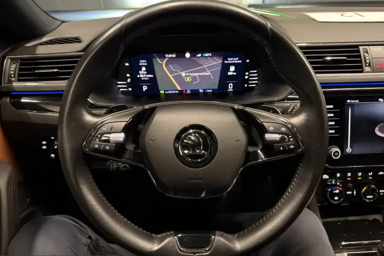 Skoda Superb din 2022 cu 65.000 km - oferta SKO214902 - foto 24