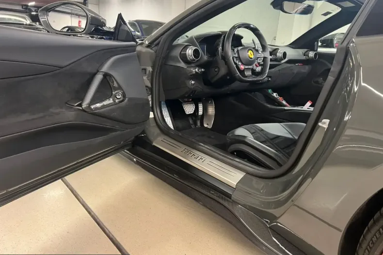 Ferrari 812 din 2022 cu 13.500 km - oferta FER214920 - foto 17
