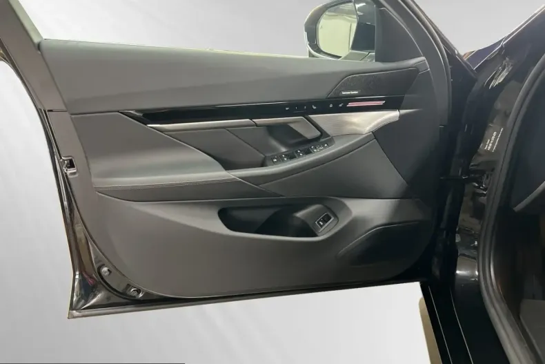 BMW 530 (Seria 5) din 2025 cu 7.500 km - oferta BMW214922 - foto 17