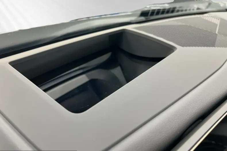 BMW 530 (Seria 5) din 2025 cu 7.500 km - oferta BMW214922 - foto 19