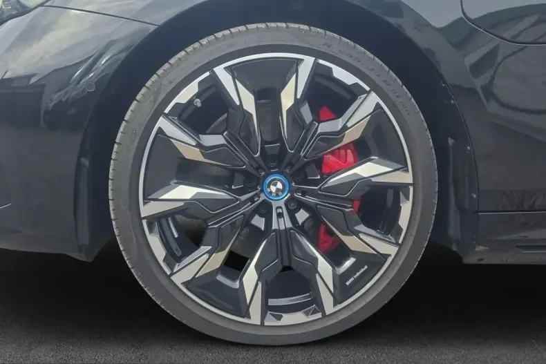 BMW 550 (Seria 5) din 2023 cu 66.737 km - oferta BMW214926 - foto 8