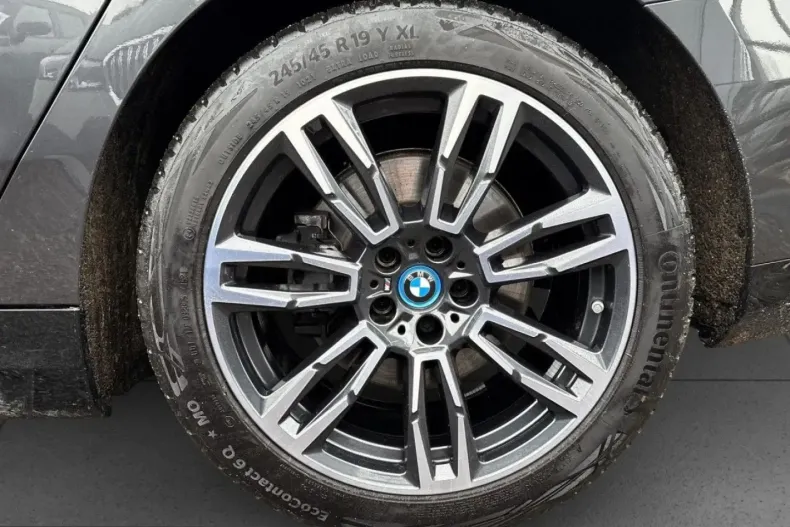 BMW 550 (Seria 5) din 2024 cu 53.303 km - oferta BMW214927 - foto 17