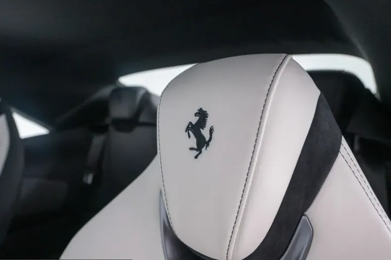 Ferrari Roma din 2024 cu 1.500 km - oferta FER214947 - foto 26