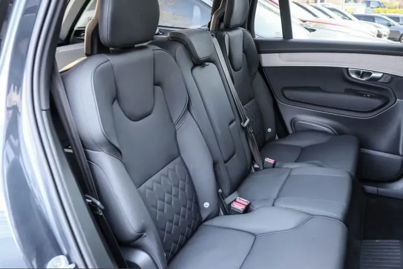 Volvo XC90 din 2025 cu 25.500 km - oferta VOL214952 - foto 5