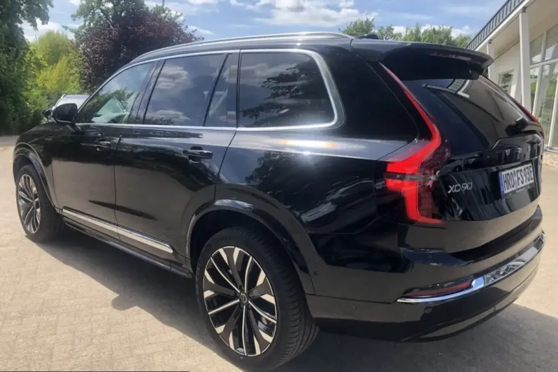 Volvo XC90 din 2025 cu 26.408 km - oferta VOL214956 - foto 6