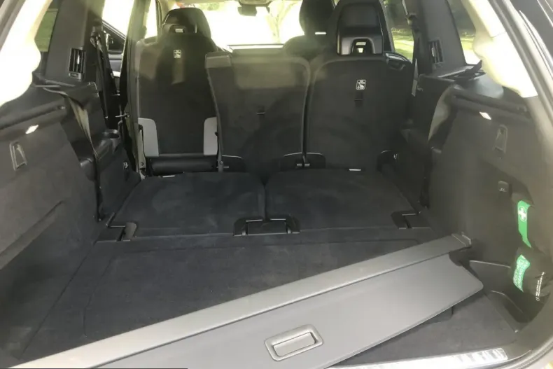 Volvo XC90 din 2025 cu 26.408 km - oferta VOL214956 - foto 8