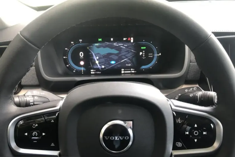 Volvo XC90 din 2025 cu 26.408 km - oferta VOL214956 - foto 11