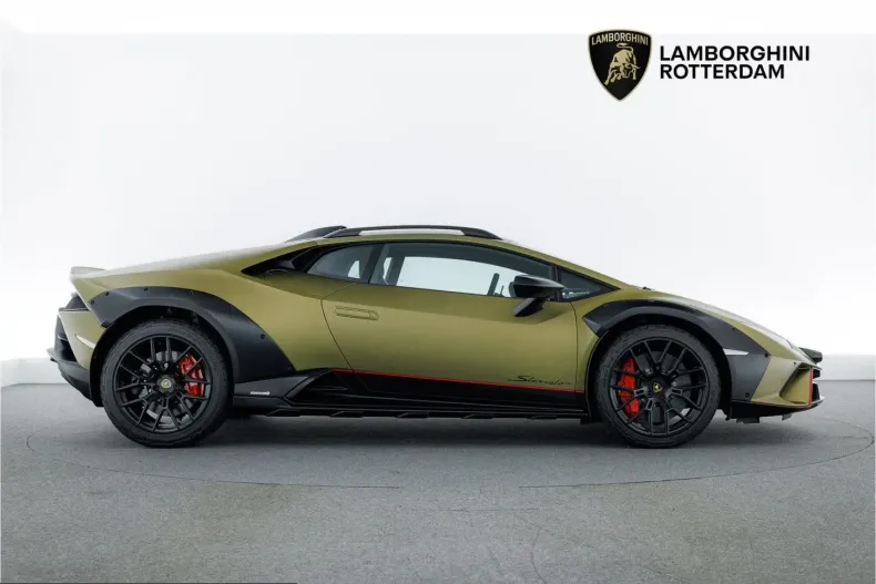 Lamborghini Huracán din 2024 cu 4.380 km - oferta LAM214958 - foto 3
