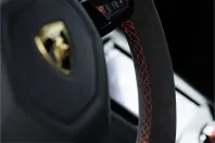 Lamborghini Huracán din 2024 cu 4.380 km - oferta LAM214958 - foto 12