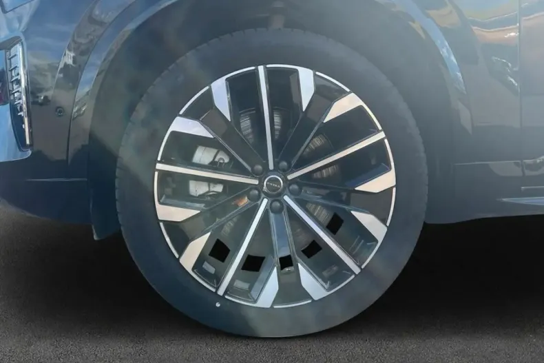 Volvo XC90 din 2025 cu 22.969 km - oferta VOL214959 - foto 8