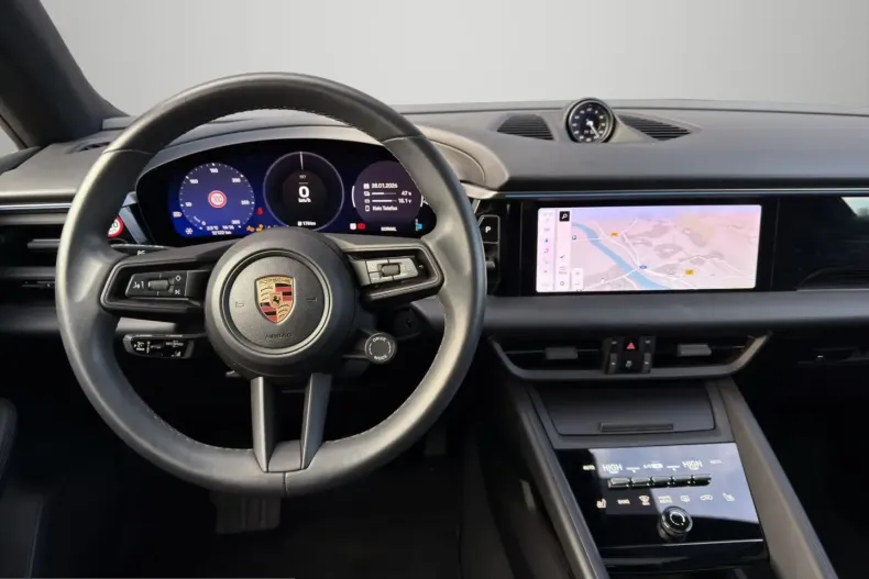 Porsche Macan din 2024 cu 12.300 km - oferta POR214971 - foto 10