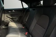 Porsche Macan din 2024 cu 12.300 km - oferta POR214971 - foto 12