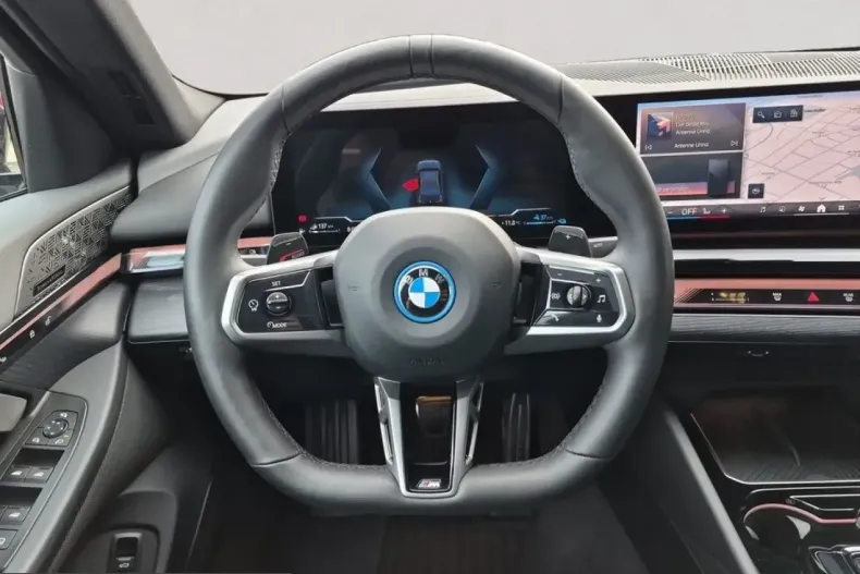 BMW 550 (Seria 5) din 2025 cu 28.005 km - oferta BMW214979 - foto 14