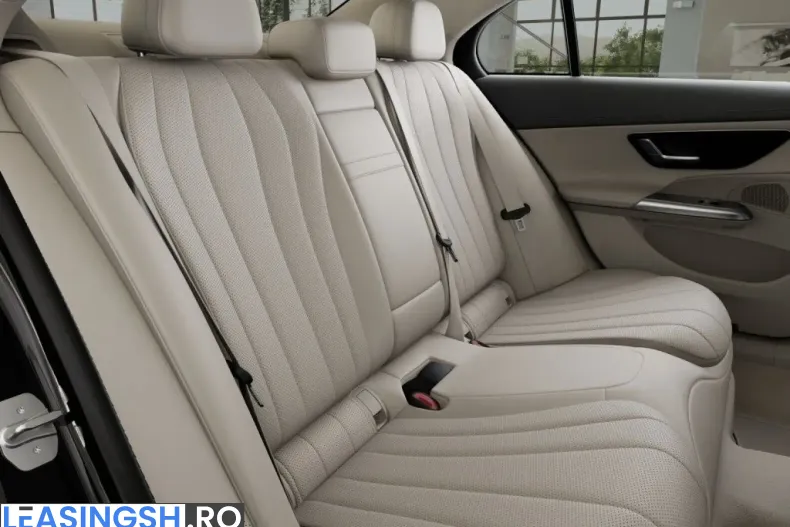 Mercedes-Benz E 220 (Clasa E) din 2025 cu 30.653 km - oferta MER214980 - foto 9