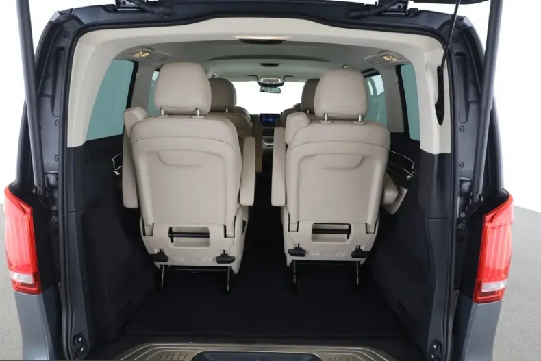 Mercedes-Benz V 300 (Clasa V) din 2022 cu 79.700 km - oferta MER214982 - foto 16