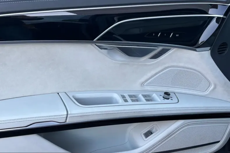 Audi A8 din 2021 cu 81.650 km - oferta AUD214993 - foto 9