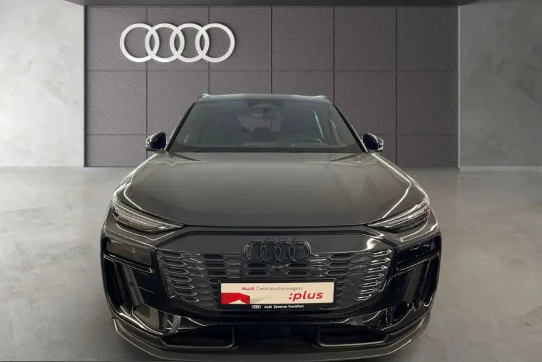 Audi Q6 e-tron din 2025 cu 11.584 km - oferta AUD214995 - foto 2