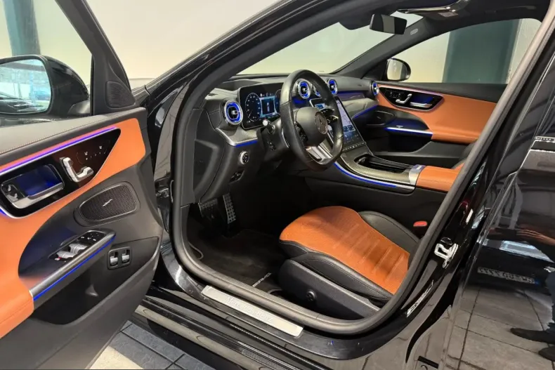 Mercedes-Benz C 300 (Clasa C) din 2022 cu 86.633 km - oferta MER214997 - foto 1
