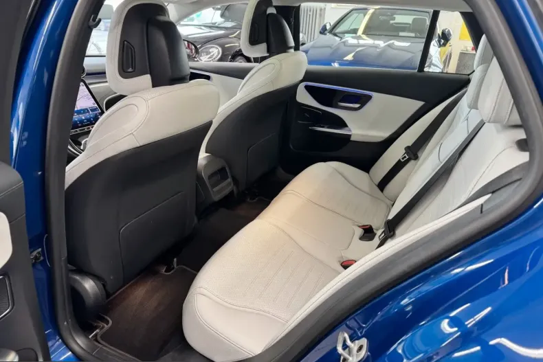 Mercedes-Benz C 200 (Clasa C) din 2022 cu 52.000 km - oferta MER214998 - foto 17