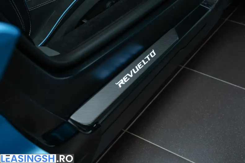 Lamborghini Revuelto din 2025 cu 1.650 km - oferta LAM215000 - foto 8