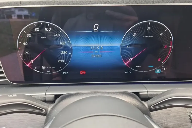 Mercedes-Benz GLS 450 (Clasa GLS) din 2023 cu 59.560 km - oferta MER215008 - foto 19