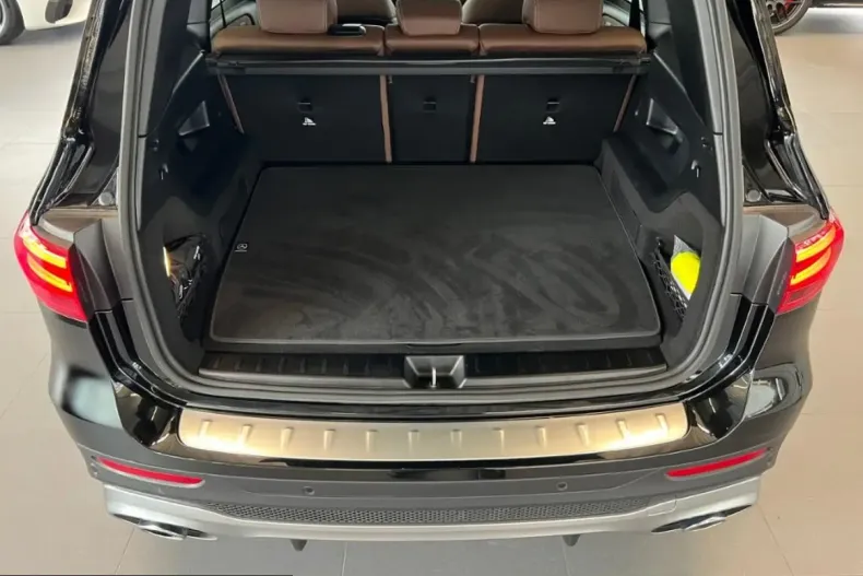 Mercedes-Benz GLB 35 AMG (Clasa GLB) din 2025 cu 12.378 km - oferta MER215009 - foto 11