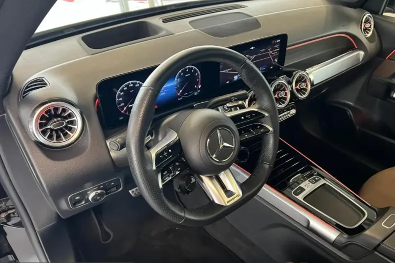 Mercedes-Benz GLB 35 AMG (Clasa GLB) din 2025 cu 12.378 km - oferta MER215009 - foto 13