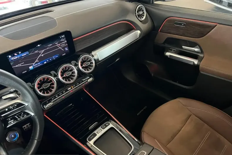 Mercedes-Benz GLB 35 AMG (Clasa GLB) din 2025 cu 12.378 km - oferta MER215009 - foto 20