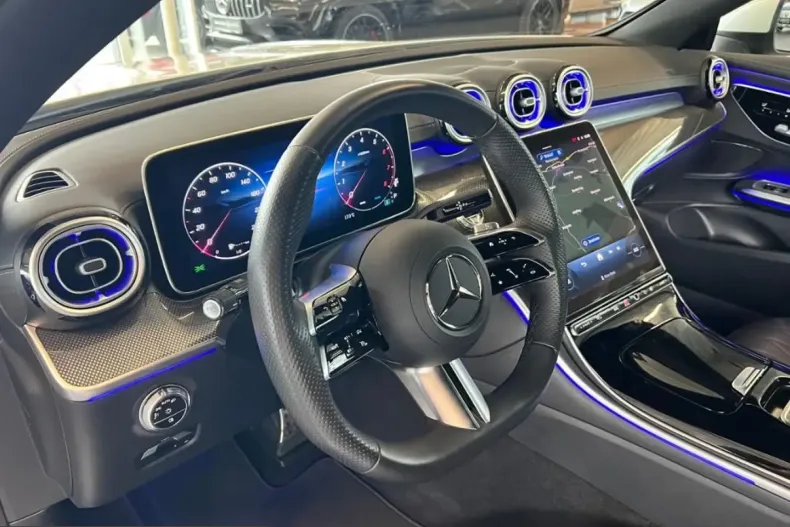 Mercedes-Benz CLE 450 (Clasa CLE) din 2024 cu 14.210 km - oferta MER215010 - foto 12
