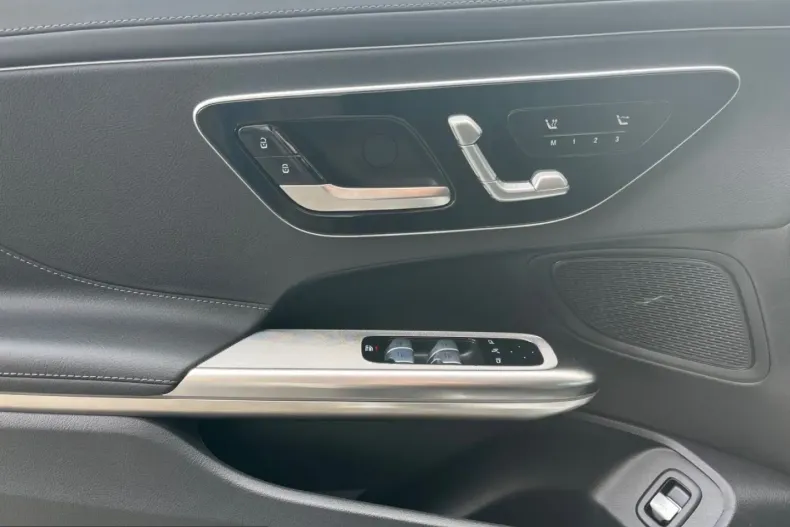 Mercedes-Benz CLE 200 (Clasa CLE) din 2024 cu 12.200 km - oferta MER215011 - foto 9
