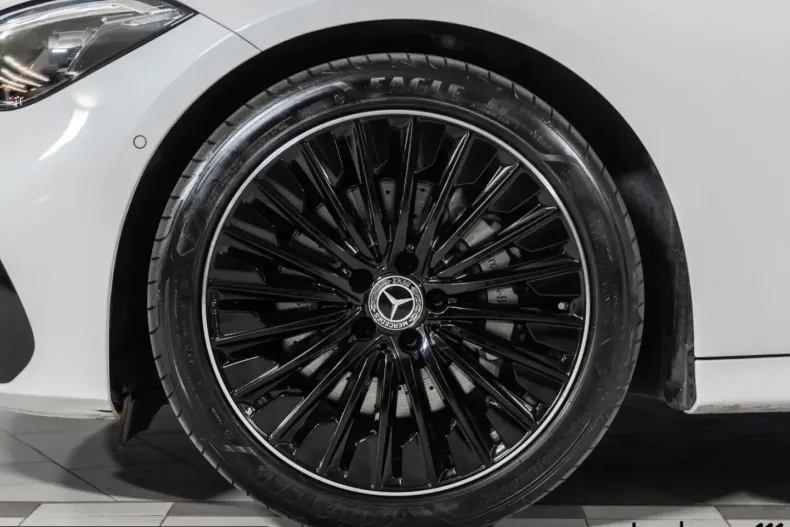 Mercedes-Benz CLE 200 (Clasa CLE) din 2024 cu 33.914 km - oferta MER215013 - foto 8