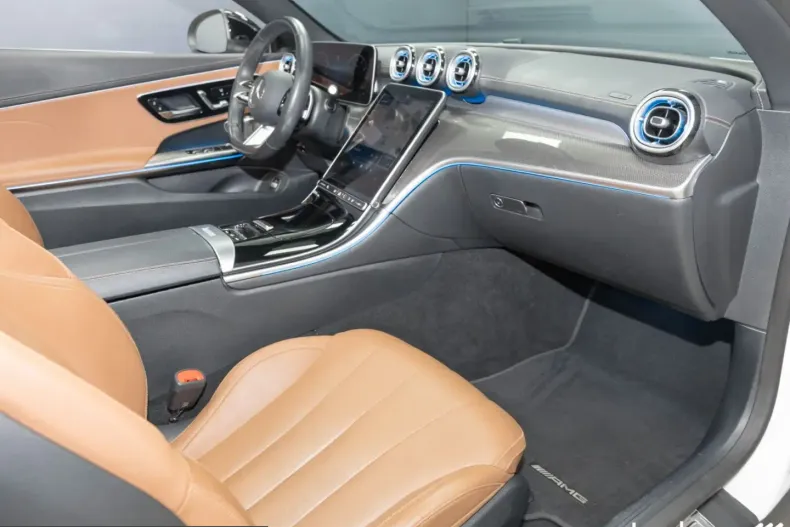Mercedes-Benz CLE 200 (Clasa CLE) din 2024 cu 33.914 km - oferta MER215013 - foto 18