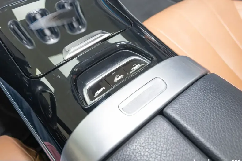 Mercedes-Benz CLE 200 (Clasa CLE) din 2024 cu 33.914 km - oferta MER215013 - foto 24