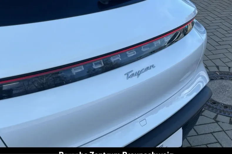 Porsche Taycan din 2023 cu 22.949 km - oferta POR215014 - foto 26