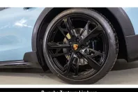 Porsche Taycan din 2023 cu 4.900 km - oferta POR215015 - foto 11