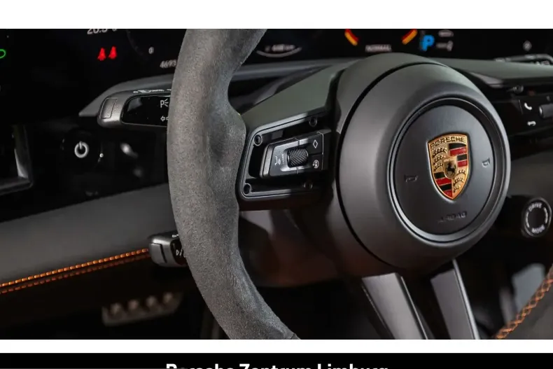 Porsche Taycan din 2023 cu 4.900 km - oferta POR215015 - foto 32