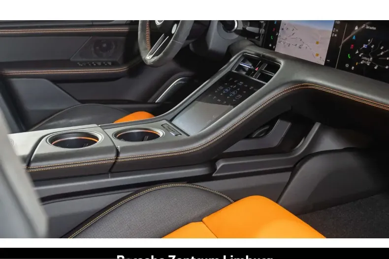 Porsche Taycan din 2023 cu 4.900 km - oferta POR215015 - foto 39