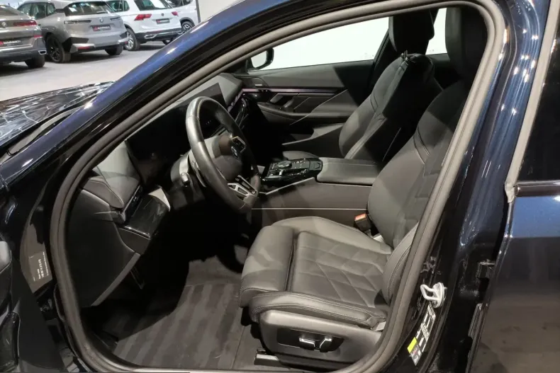 BMW 550 (Seria 5) din 2024 cu 41.814 km - oferta BMW215020 - foto 7
