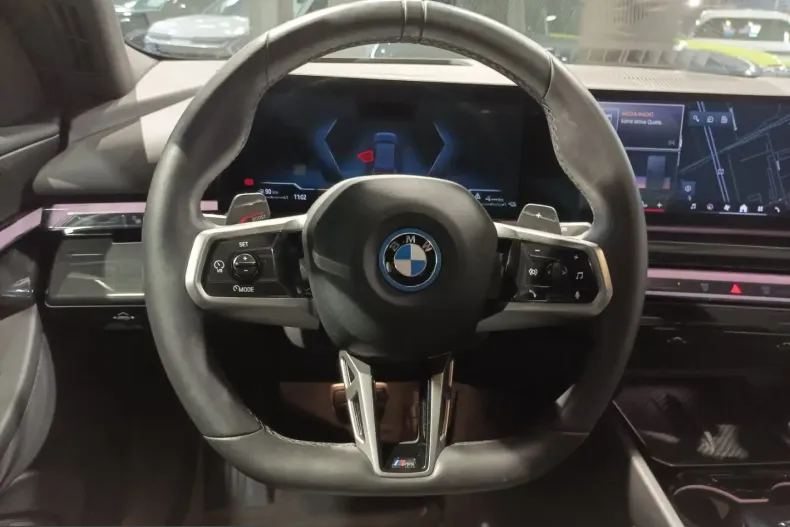 BMW 550 (Seria 5) din 2024 cu 41.814 km - oferta BMW215020 - foto 9