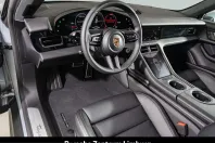 Porsche Taycan din 2025 cu 11.900 km - oferta POR215028 - foto 11