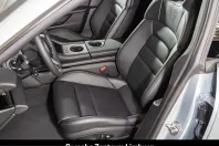 Porsche Taycan din 2025 cu 11.900 km - oferta POR215028 - foto 12