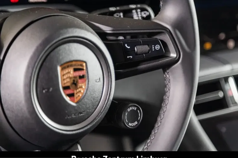 Porsche Taycan din 2025 cu 11.900 km - oferta POR215028 - foto 18