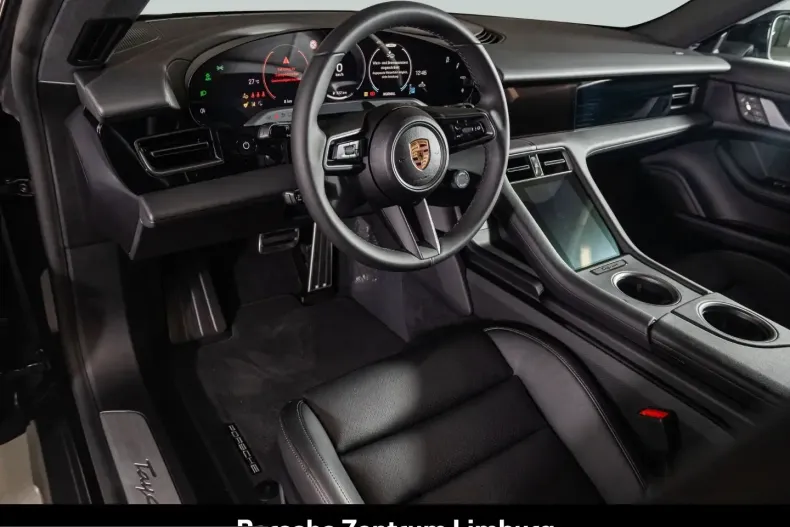 Porsche Taycan din 2024 cu 8.000 km - oferta POR215030 - foto 7