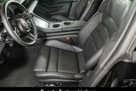 Porsche Taycan din 2024 cu 8.000 km - oferta POR215030 - foto 17